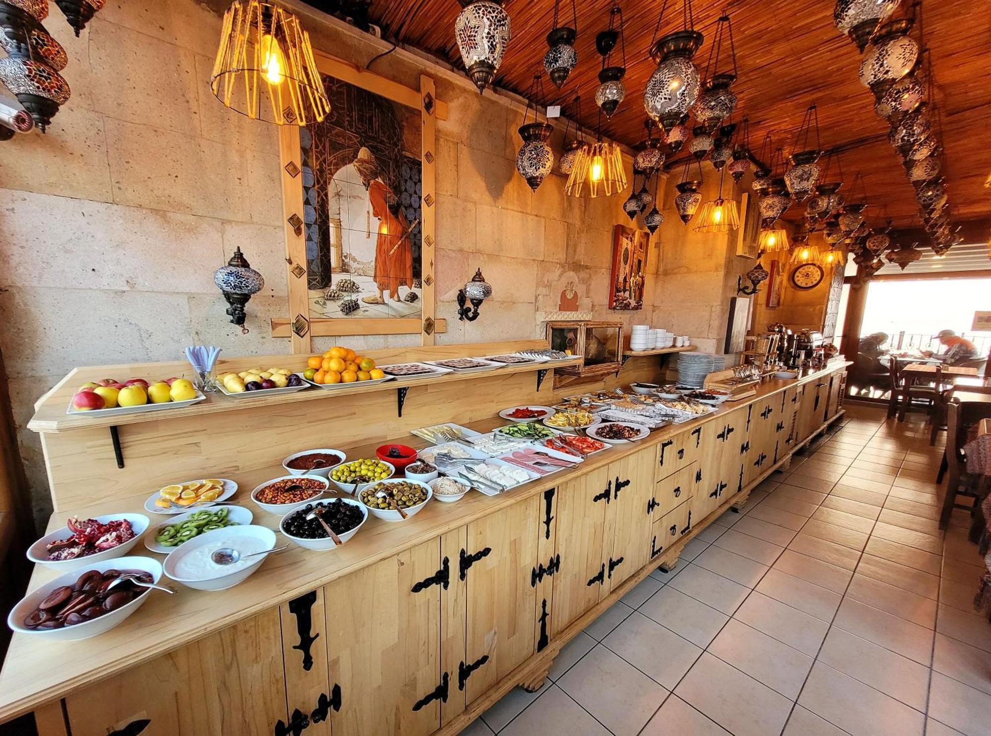 Otel Saruhan